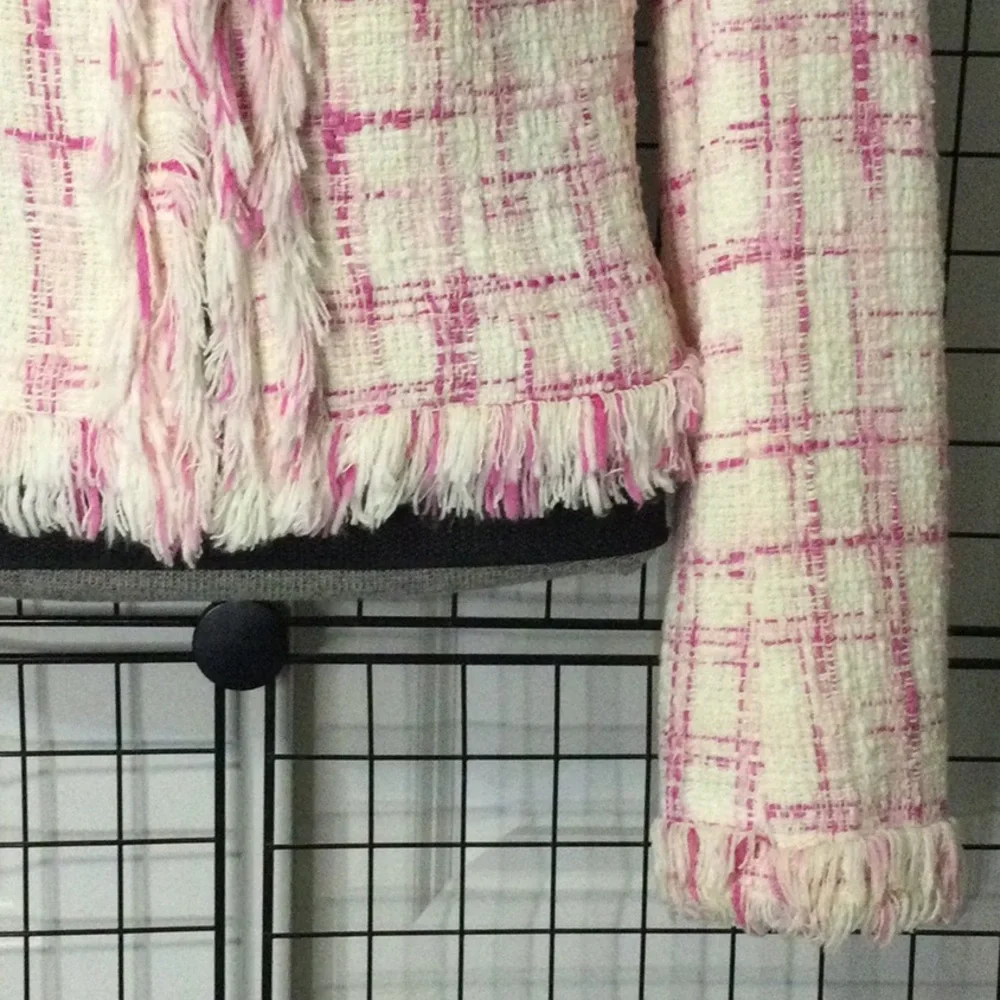 Fashionable cotton jacket. France - Picture 3 of 6